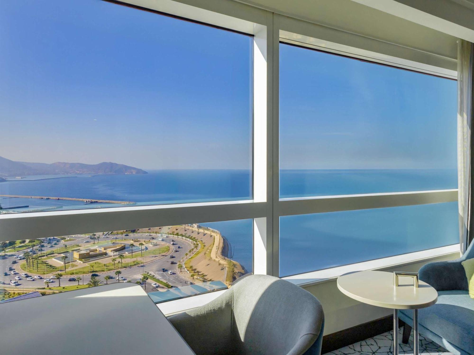 Hotel Oran Bay Managed By Accor Екстериор снимка