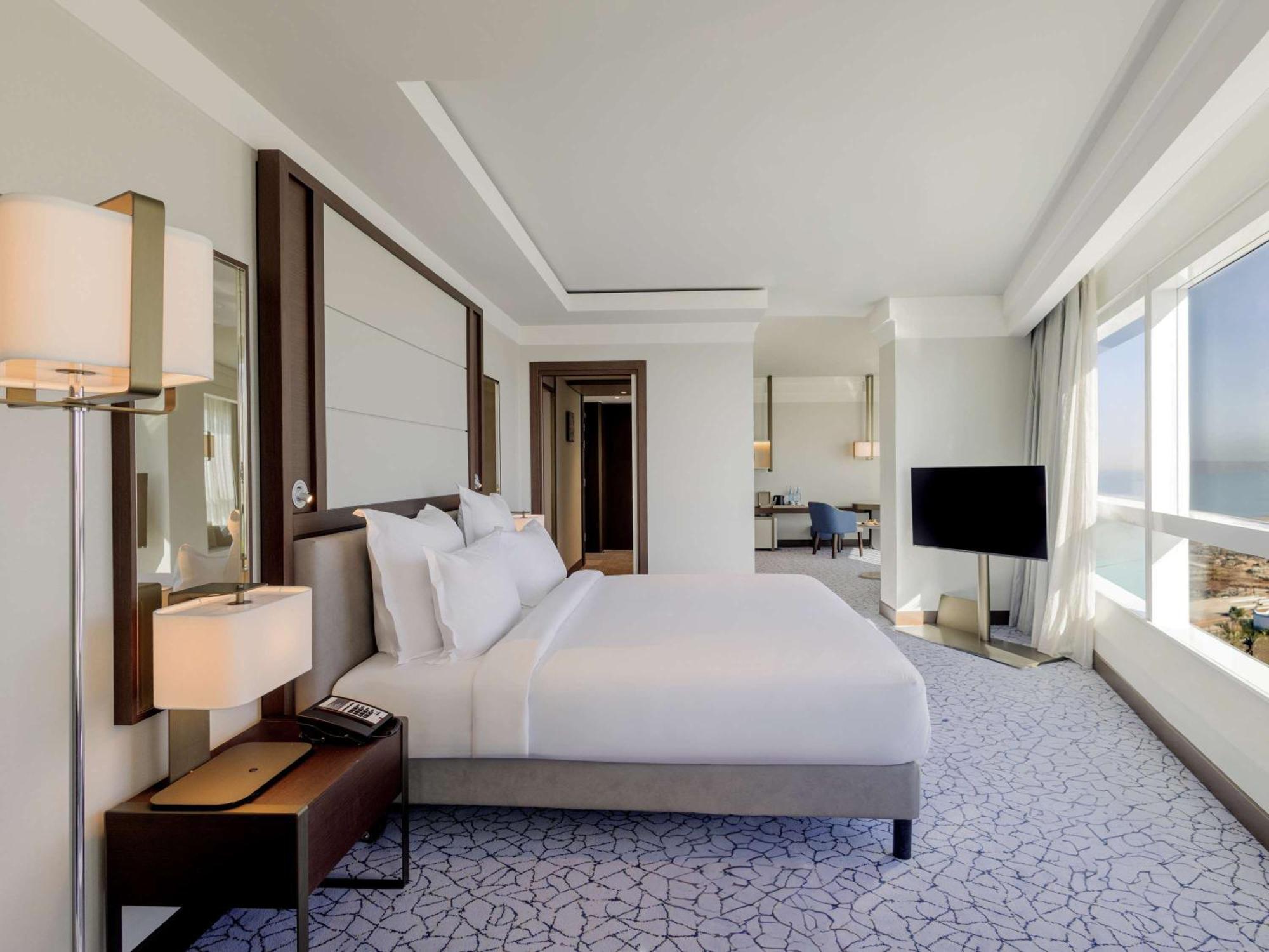 Hotel Oran Bay Managed By Accor Екстериор снимка