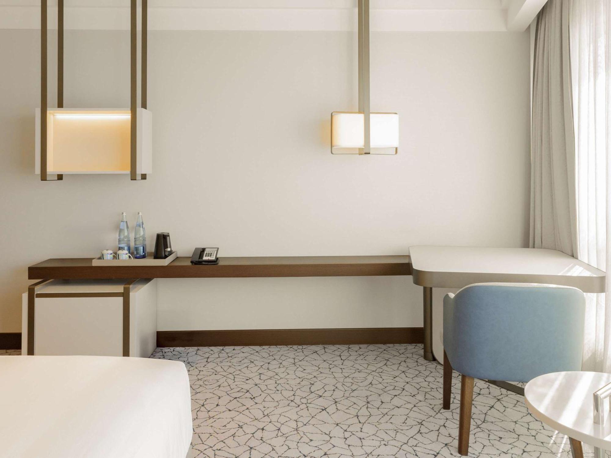 Hotel Oran Bay Managed By Accor Екстериор снимка