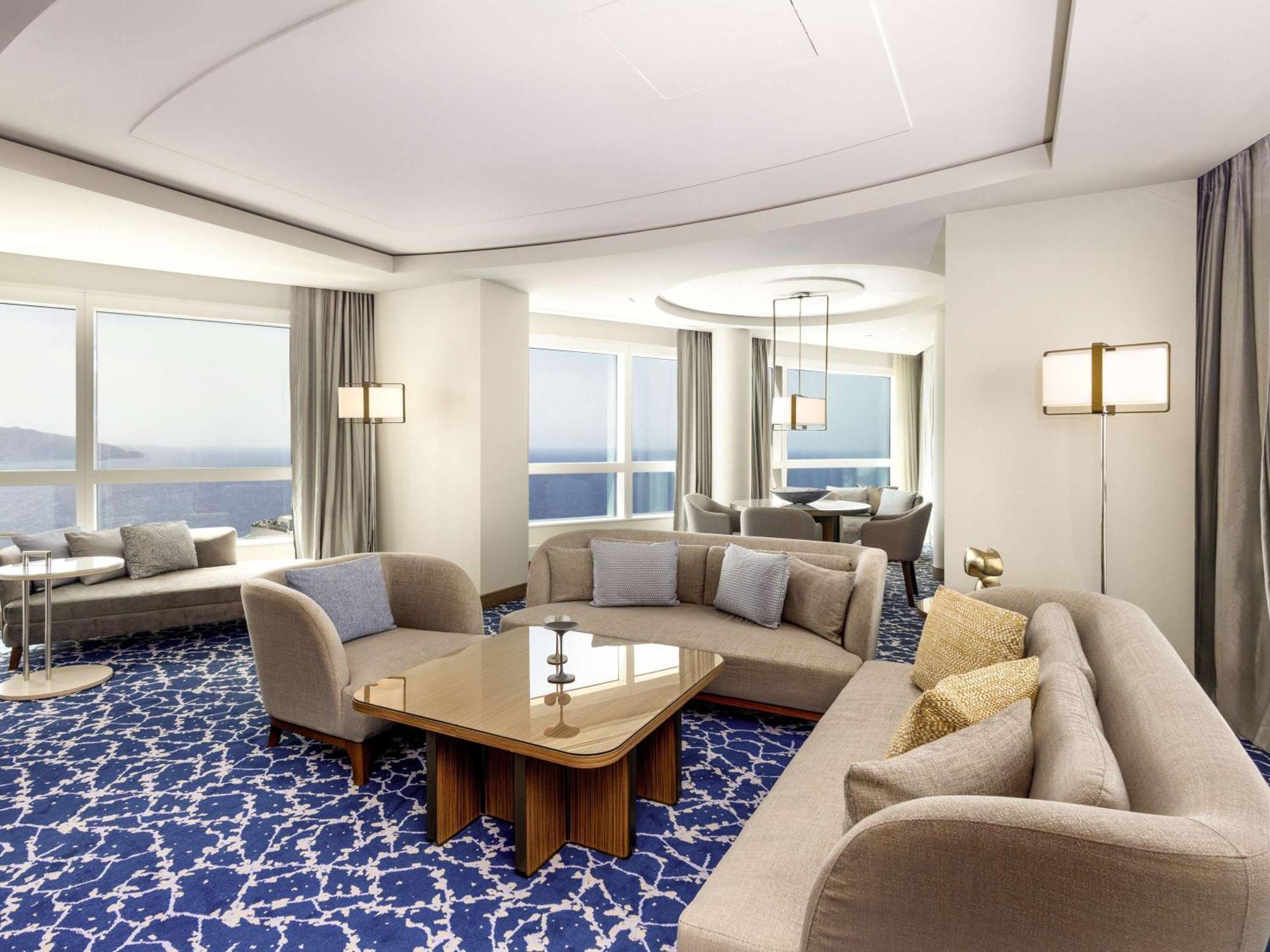 Hotel Oran Bay Managed By Accor Екстериор снимка