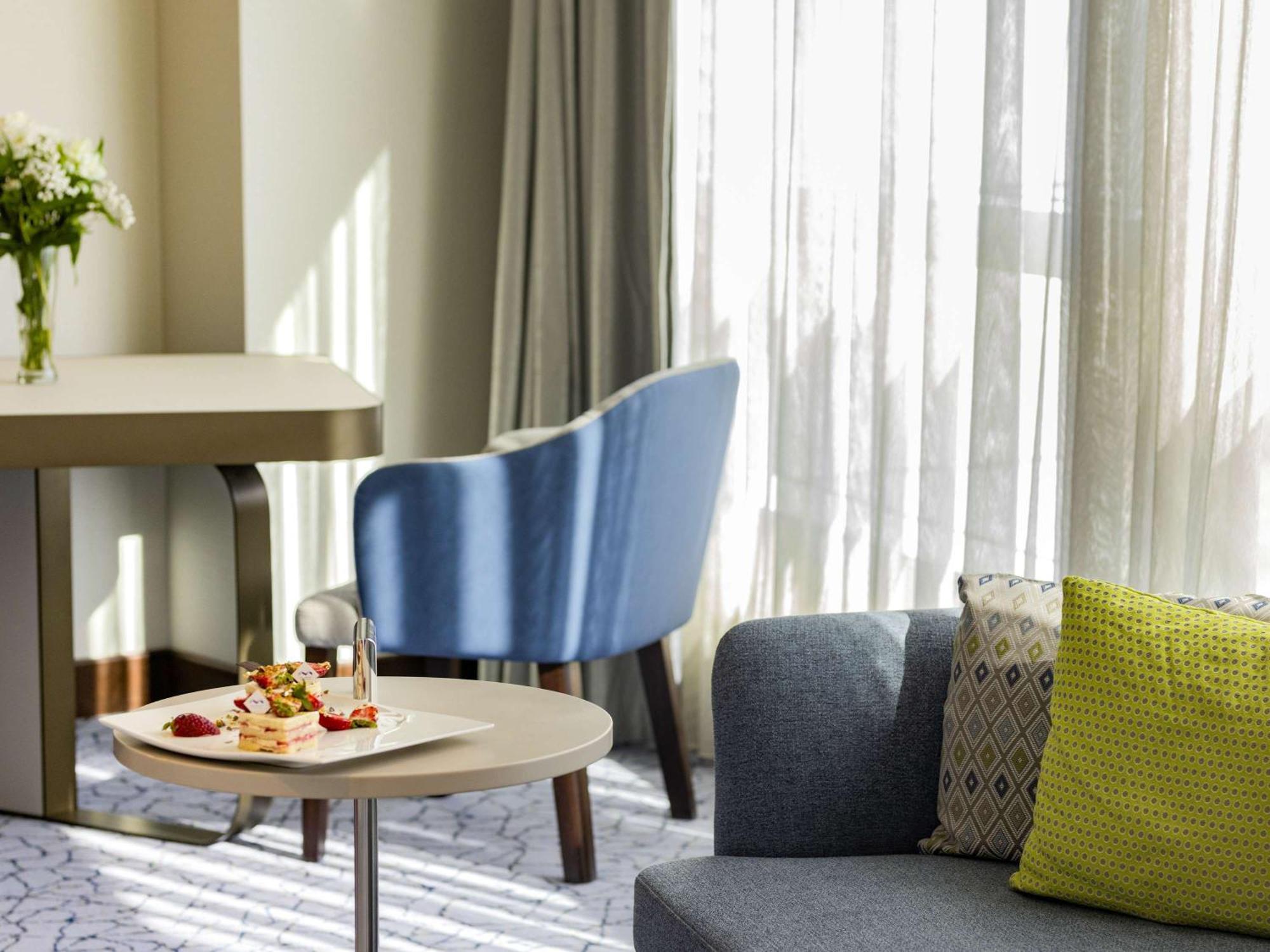 Hotel Oran Bay Managed By Accor Екстериор снимка