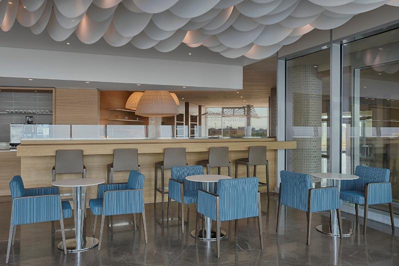 Hotel Oran Bay Managed By Accor Екстериор снимка