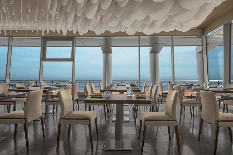 Hotel Oran Bay Managed By Accor Екстериор снимка