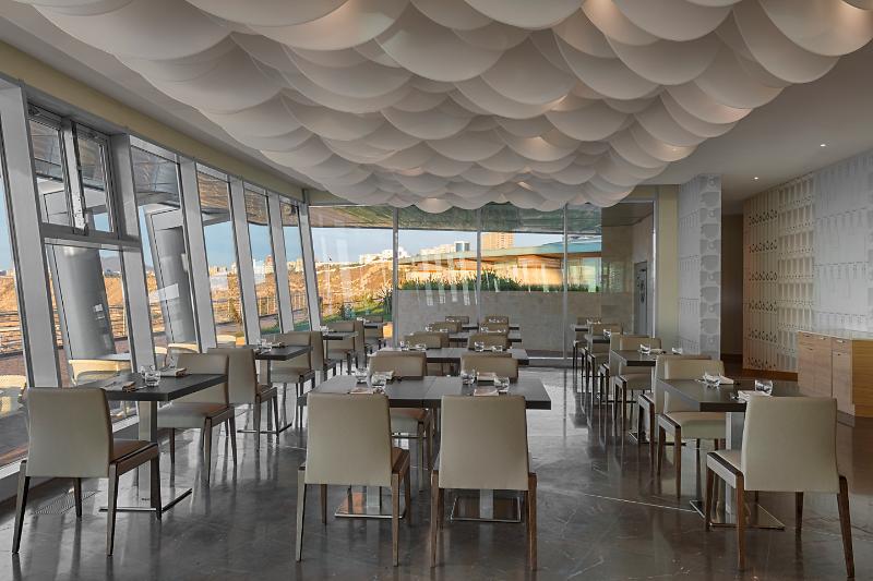 Hotel Oran Bay Managed By Accor Екстериор снимка