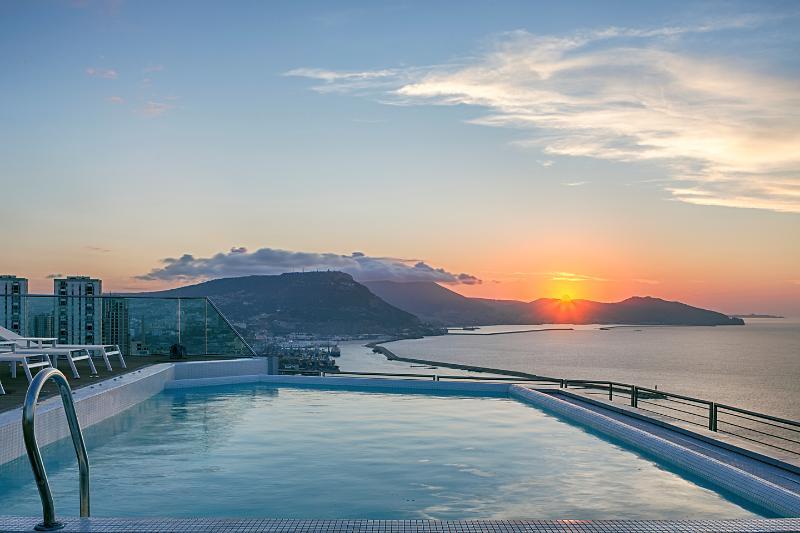 Hotel Oran Bay Managed By Accor Екстериор снимка