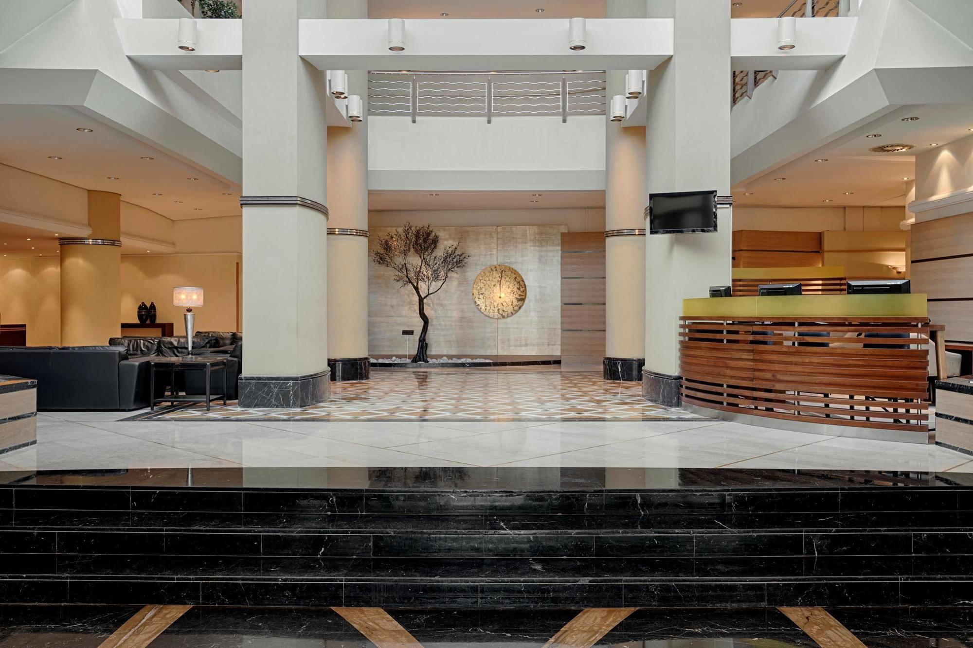 Hotel Oran Bay Managed By Accor Екстериор снимка