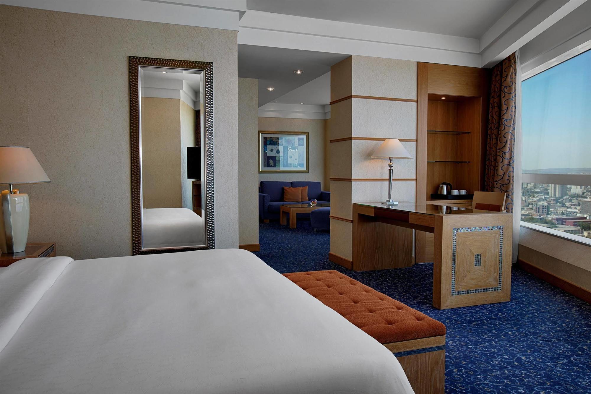 Hotel Oran Bay Managed By Accor Екстериор снимка